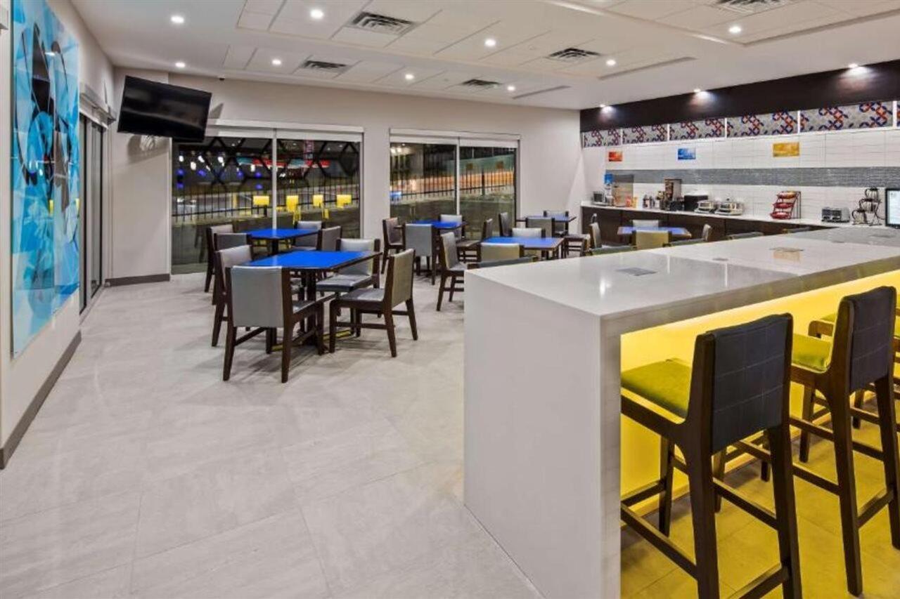 Glo Best Western Tulsa-Catoosa East Route 66 מראה חיצוני תמונה