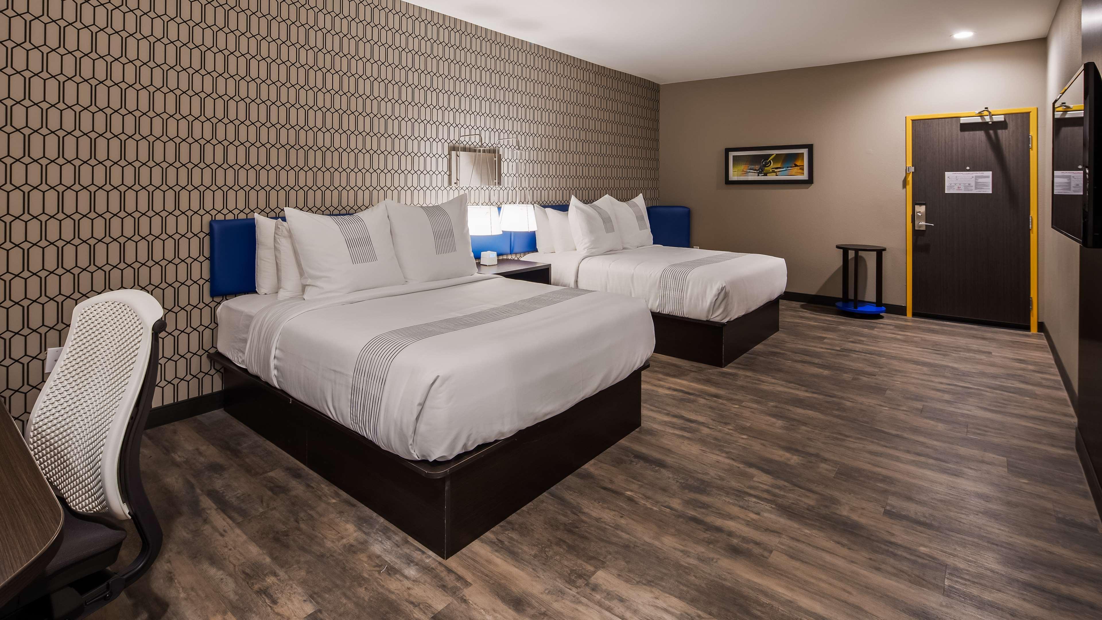 Glo Best Western Tulsa-Catoosa East Route 66 מראה חיצוני תמונה